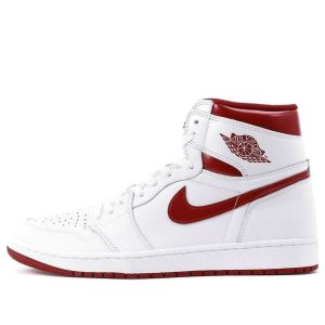 Air Jordan 1 Retro High OG Metallic Red